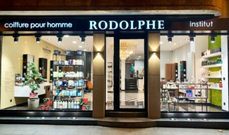 Outside Salon Rodolphe - Hair salon for men