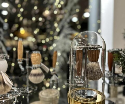 Outdoor Christmas Showcase Salon Rodolphe